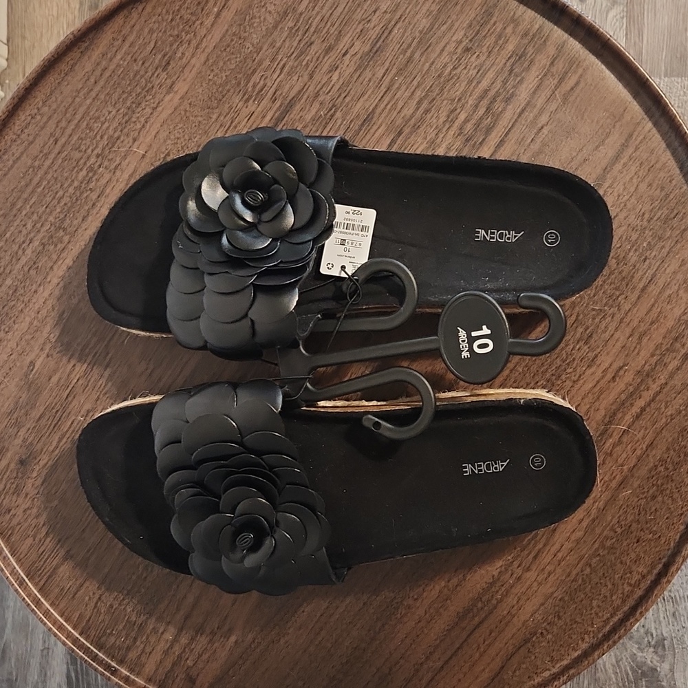 Ardene sandals
